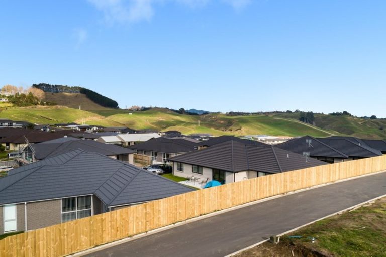 Photo of property in 152 Waikite Road, Welcome Bay, Tauranga, 3175