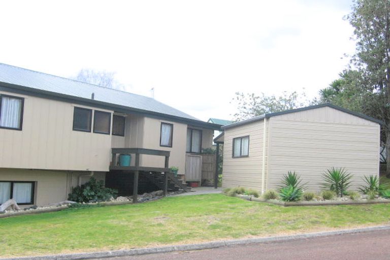 Photo of property in 42 Pleasant Place, Pauanui, Hikuai, 3579