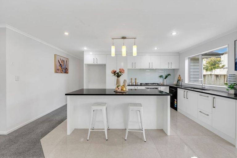 Photo of property in 58 Hughs Way, Flat Bush, Auckland, 2019