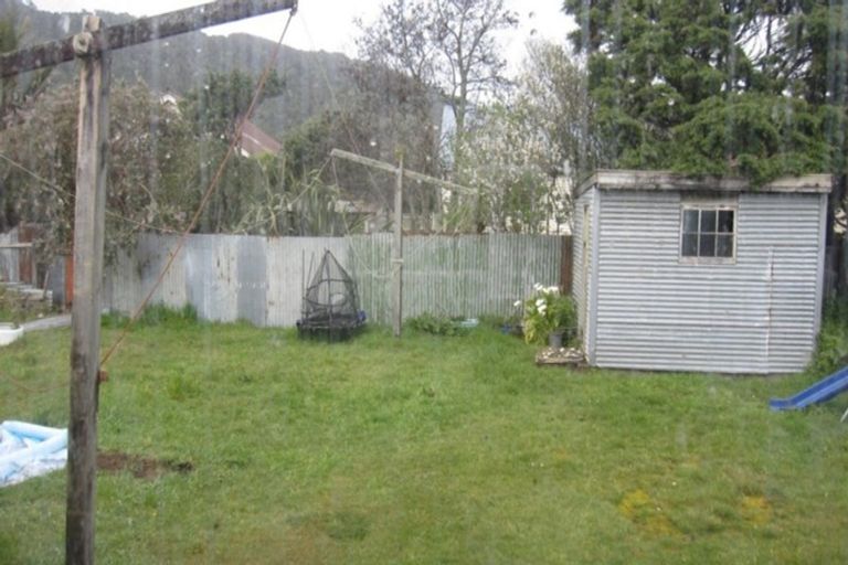 Photo of property in 62 Hall Street, Cobden, Greymouth, 7802