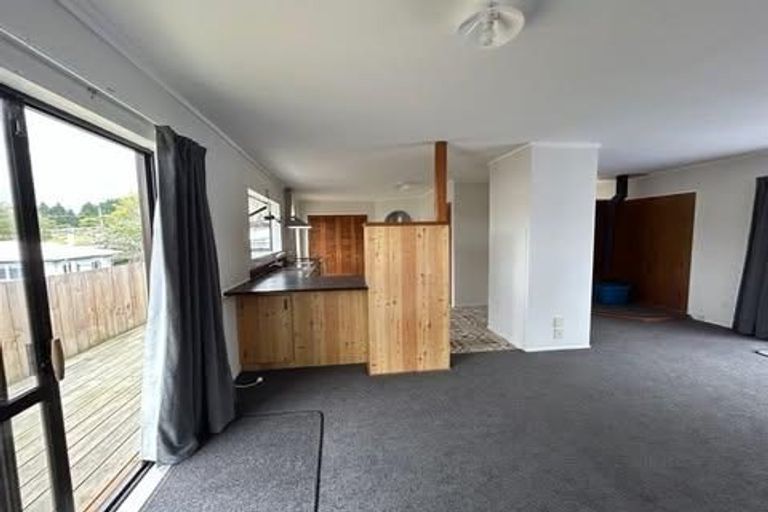 Photo of property in 11b Mountain Road, Western Heights, Rotorua, 3015