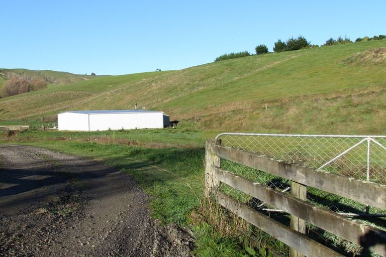 Photo of property in 117j Lees Pakaraka Road, Te Ore Ore, Masterton, 5886