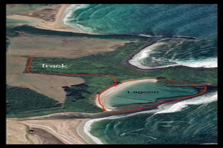 Photo of property in 913 Purerua Road, Te Tii, Kerikeri, 0294