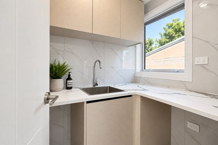 Photo of property in 66 Diorella Drive, Clover Park, Auckland, 2019