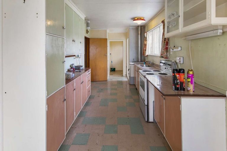 Photo of property in 8 Waterford Place, Westbrook, Palmerston North, 4412