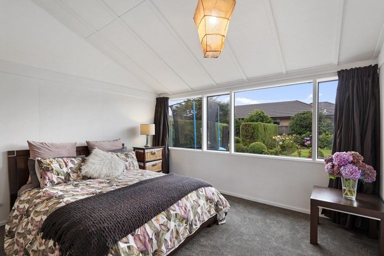 Photo of property in 370b Yaldhurst Road, Russley, Christchurch, 8042