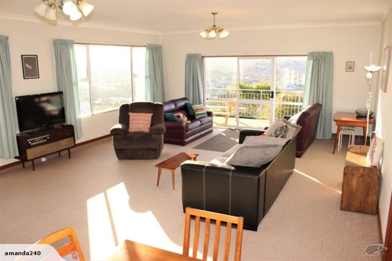 Photo of property in 10 Tamar Street, South Hill, Oamaru, 9400