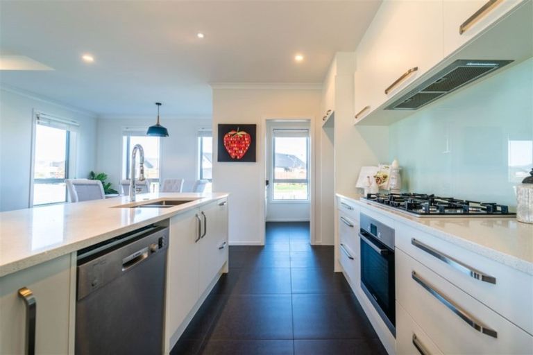 Photo of property in 39 Winfield Drive, Wigram, Christchurch, 8042