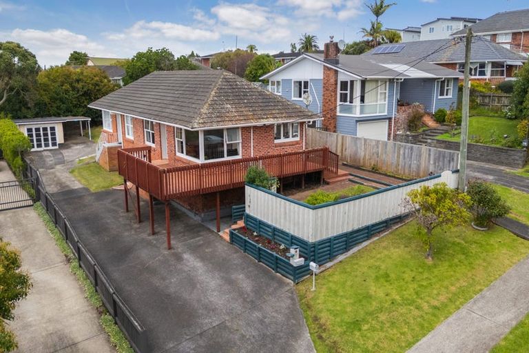 Photo of property in 1/36 Ocean View Road, Northcote, Auckland, 0627