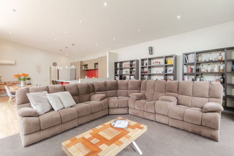 Photo of property in 2 Cameo Grove, Burwood, Christchurch, 8083