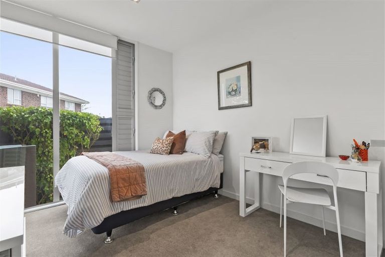 Photo of property in 151a Clovelly Road, Bucklands Beach, Auckland, 2012
