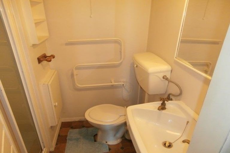 Photo of property in 12 Ilam Road, Upper Riccarton, Christchurch, 8041