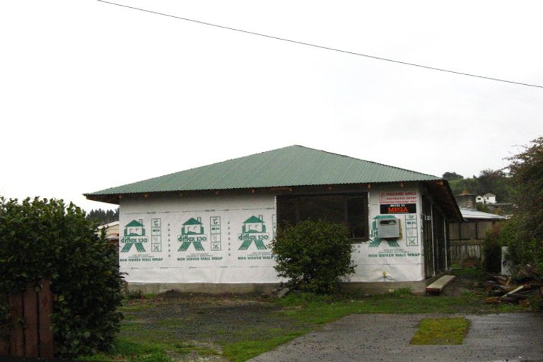 Photo of property in 5 Hall Road, Sawyers Bay, Port Chalmers, 9023