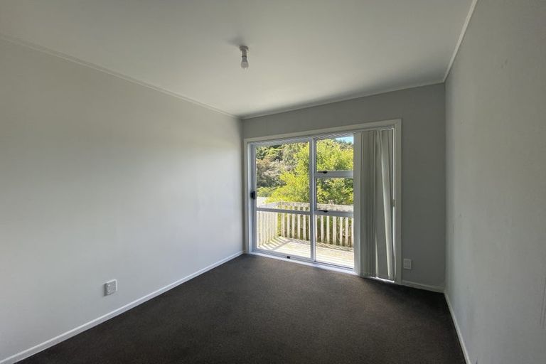 Photo of property in 70 Eskdale Road, Birkdale, Auckland, 0626