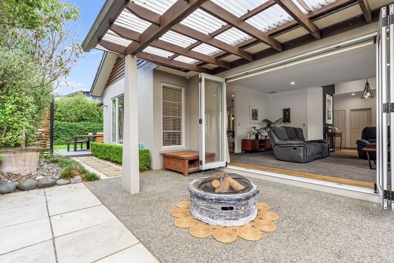 Photo of property in 43 The Esplanade, Huntington, Hamilton, 3210