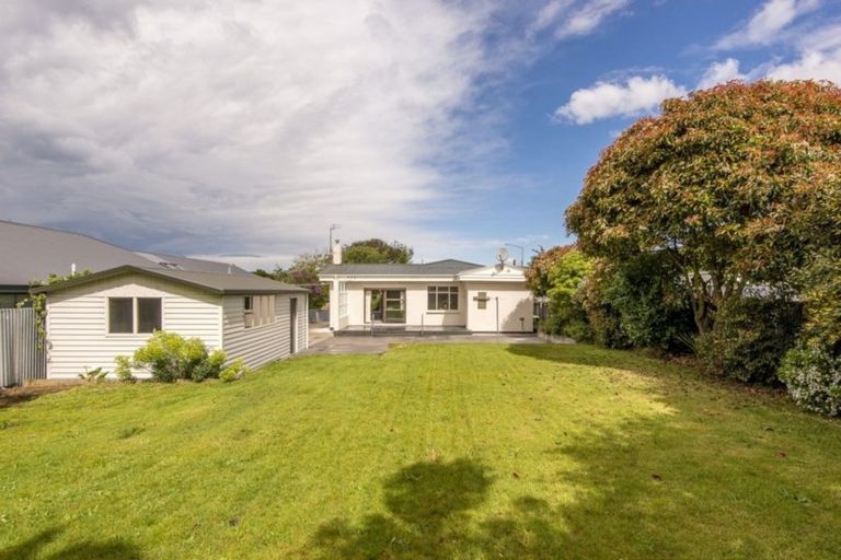 Photo of property in 5 Orrick Crescent, Avondale, Christchurch, 8061