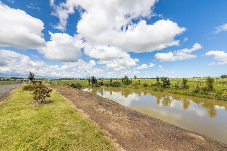 Photo of property in 760 Halcombe Road, Halcombe, Feilding, 4775