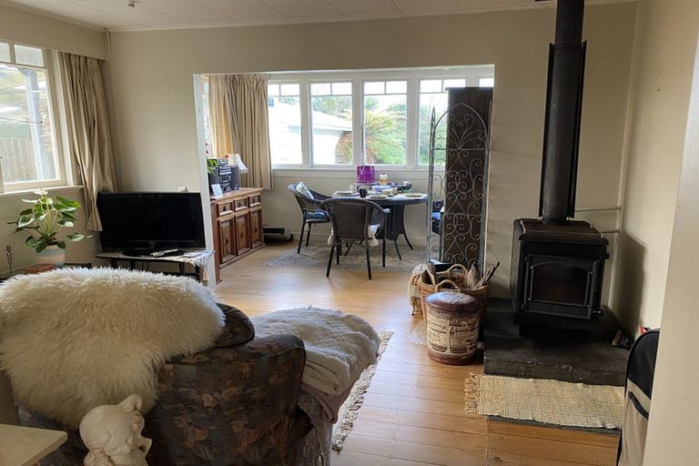 Photo of property in 5 Corbett Street, Hector, 7822