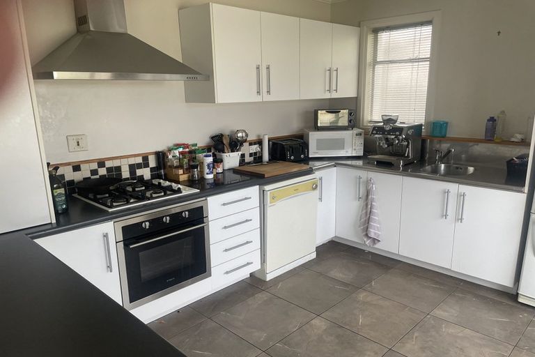 Photo of property in 4 Horseshoe Lake Road, Shirley, Christchurch, 8061