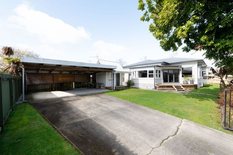 Photo of property in 77 Te Aroha Street, Hamilton East, Hamilton, 3216