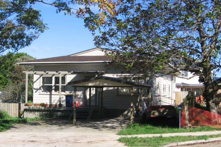 Photo of property in 40 Garelja Road, Henderson, Auckland, 0612