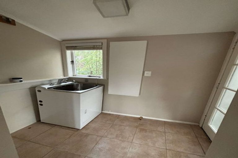 Photo of property in 54 Angelo Avenue, Howick, Auckland, 2014