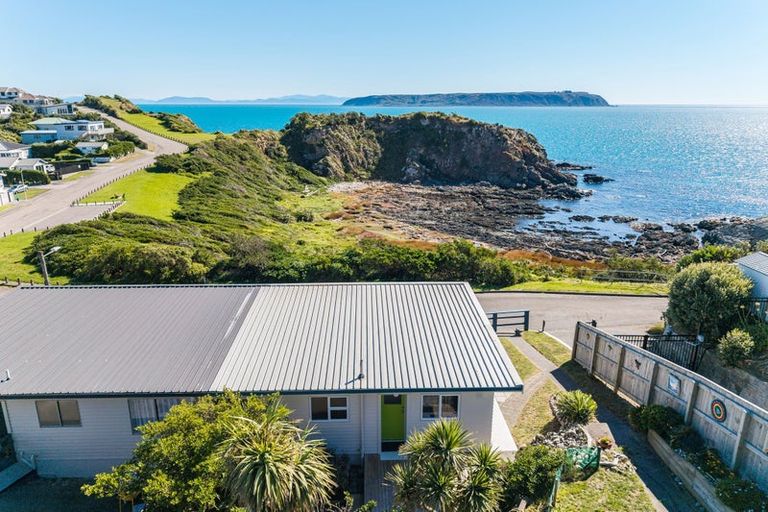 Photo of property in 1/24 Lambley Road, Titahi Bay, Porirua, 5022