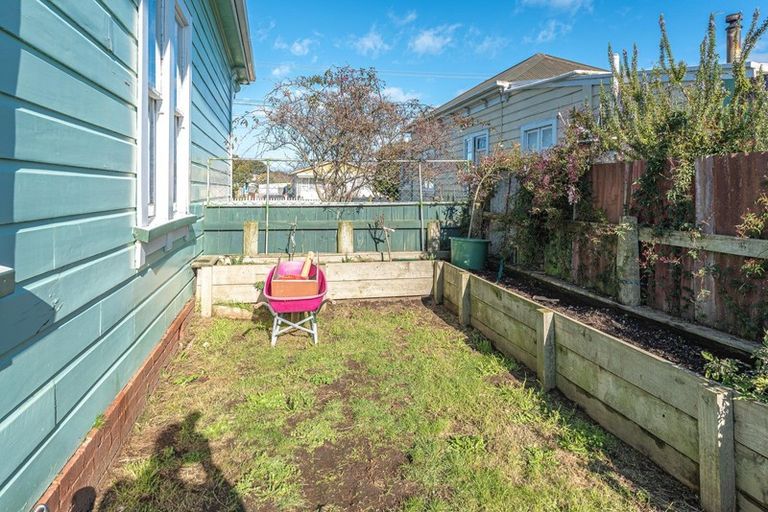 Photo of property in 26 Alma Road, Gonville, Whanganui, 4501