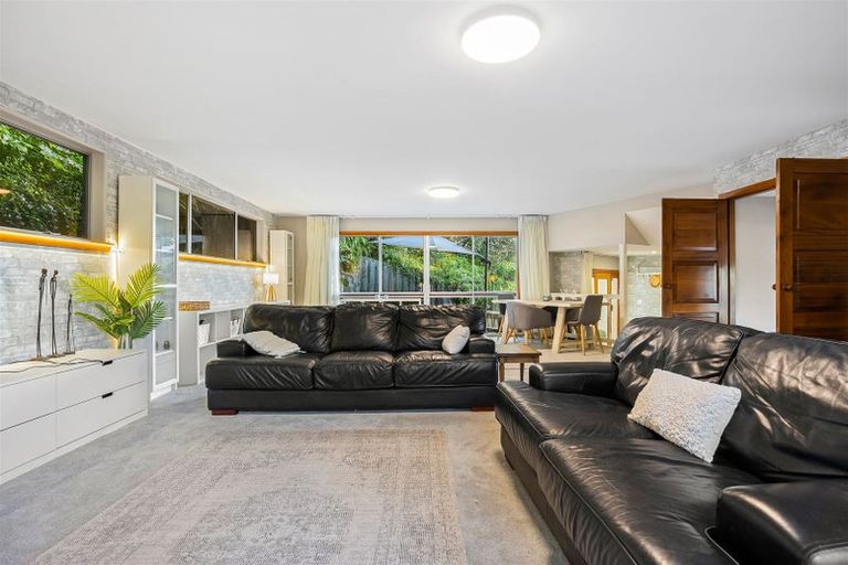 Photo of property in 11 Roseneath Place, Cashmere, Christchurch, 8022