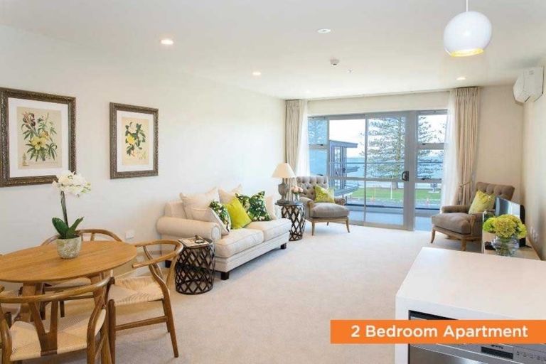 Photo of property in 9-11 Bayview Road, Paremata, Porirua, 5024