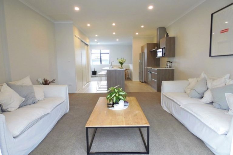 Photo of property in 28 Mollusc Road, Hobsonville, Auckland, 0616