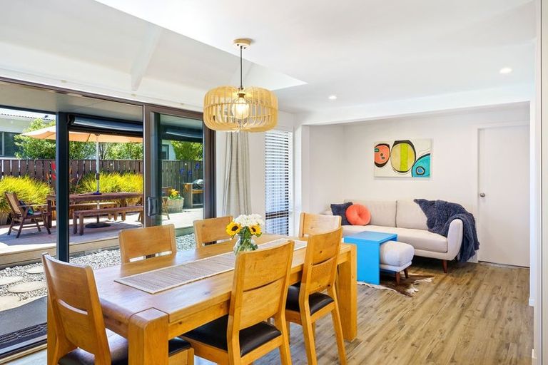 Photo of property in 29 Eruini Street, Waikanae Beach, Waikanae, 5036