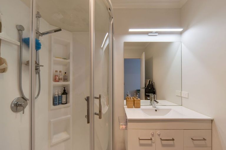 Photo of property in 3 Cassidy Street, Hamilton East, Hamilton, 3216