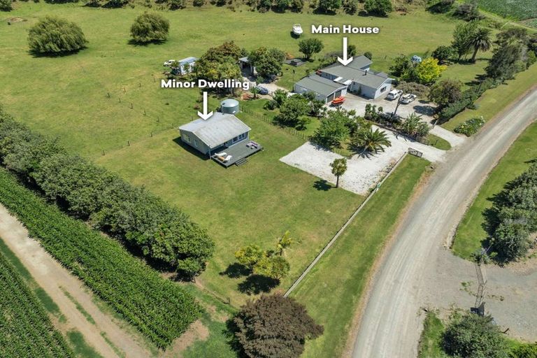Photo of property in 3265 South Head Road, South Head, Helensville, 0874