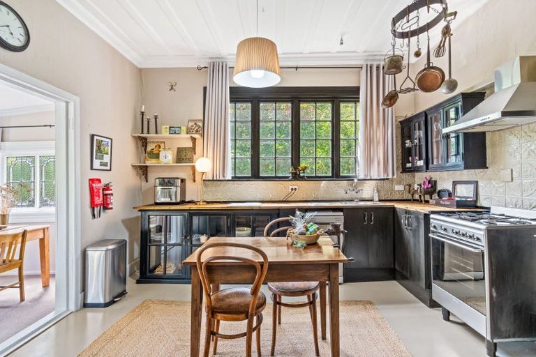 Photo of property in 12 Lismore Street, Lawrence, 9532