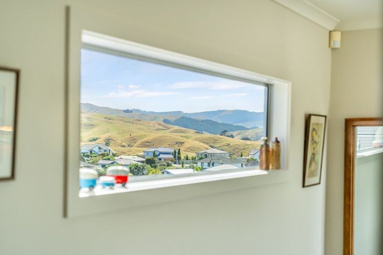 Photo of property in 14 Bodmin Terrace, Camborne, Porirua, 5026