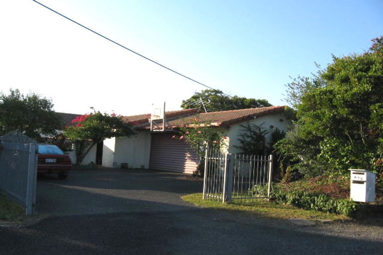 Photo of property in 675 East Coast Road, Browns Bay, Auckland, 0630