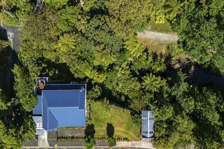 Photo of property in 28 Carrington Street, New Plymouth, 4310