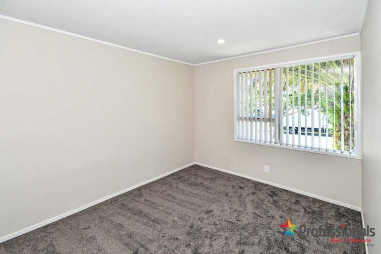 Photo of property in 5 Heathberry Close, Papatoetoe, Auckland, 2025
