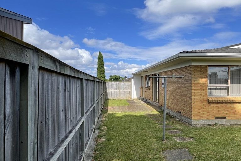 Photo of property in 2/78 Prince Regent Drive, Half Moon Bay, Auckland, 2012