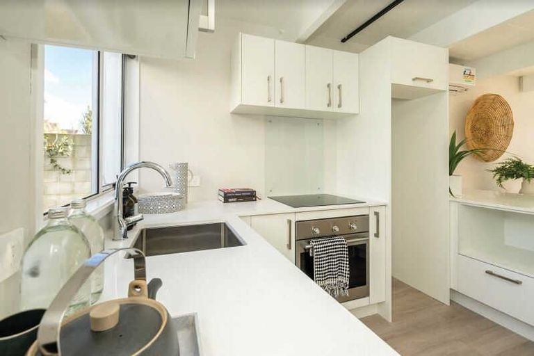 Photo of property in 8/18 Salisbury Street, Christchurch Central, Christchurch, 8013