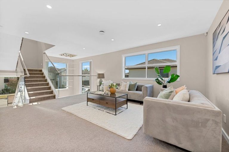 Photo of property in 61 Donegal Park Drive, Flat Bush, Auckland, 2019