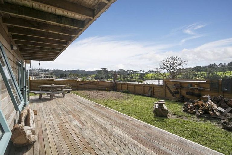 Photo of property in 61 Queen Street, Riverhead, 0820