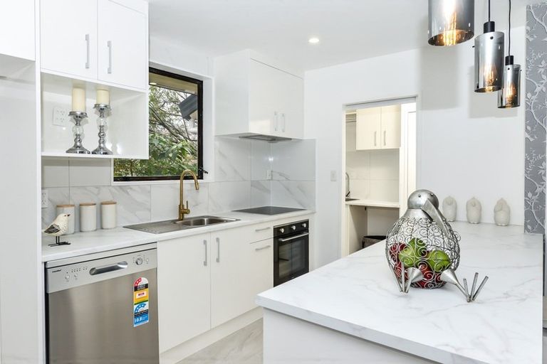 Photo of property in 4b Kentucky Crescent, Nawton, Hamilton, 3200