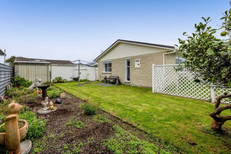 Photo of property in 11 Furlong Street, Hawera, 4610