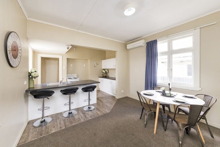 Photo of property in 990 Tremaine Avenue, Roslyn, Palmerston North, 4414