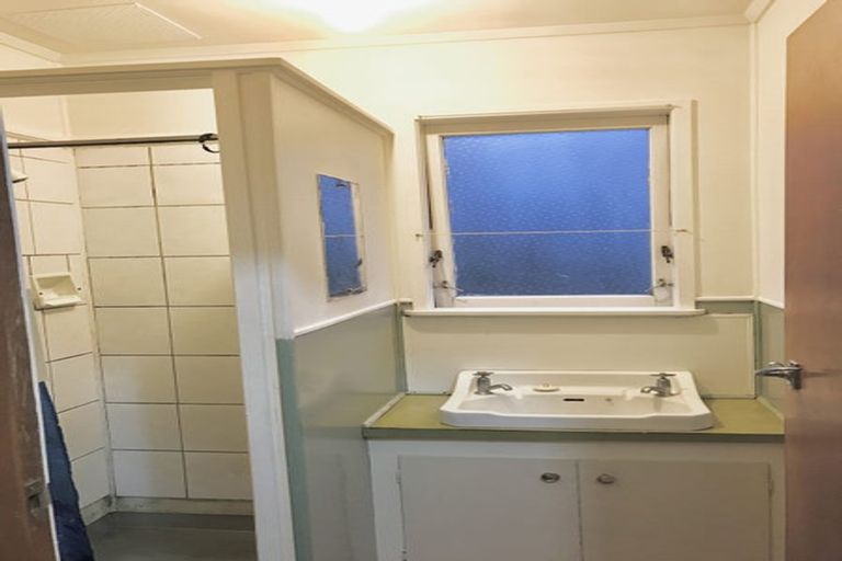 Photo of property in 3/9 Oxford Road, Manurewa, Auckland, 2102