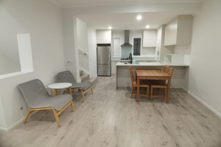 Photo of property in 2/218 Green Lane West, Epsom, Auckland, 1051