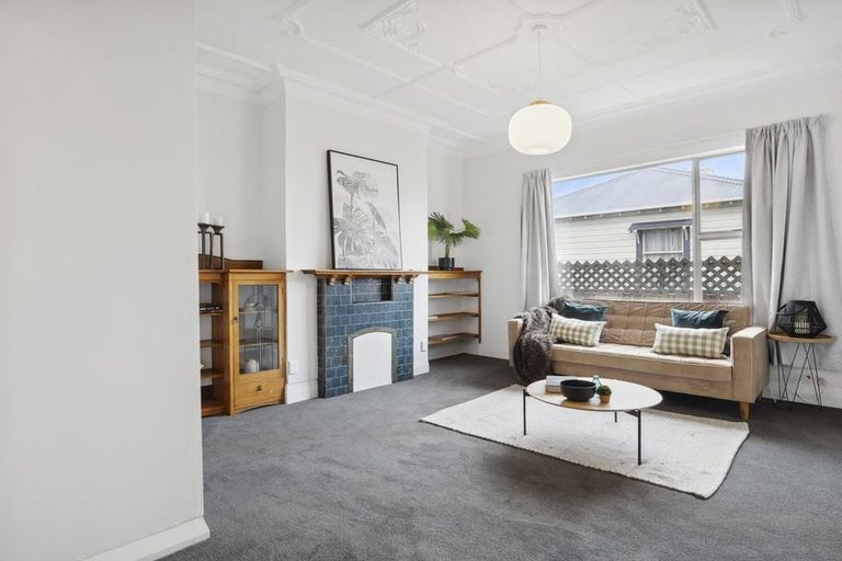 Photo of property in 58 Victoria Road, Saint Kilda, Dunedin, 9012