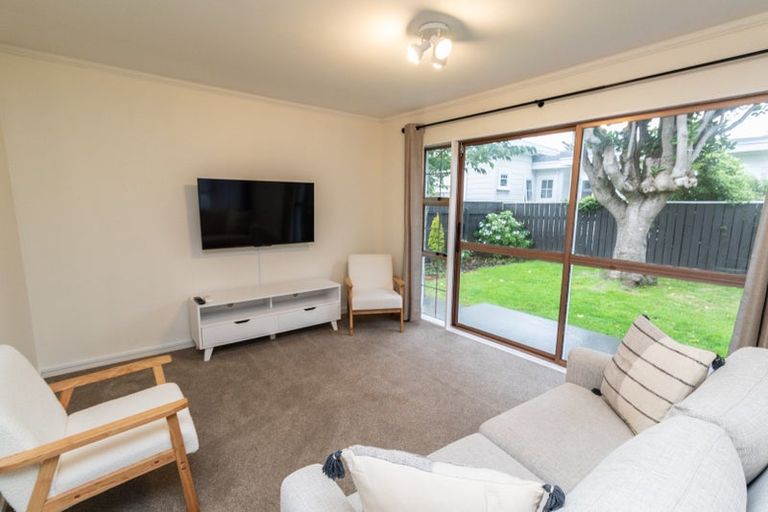 Photo of property in 51c Ludlam Crescent, Woburn, Lower Hutt, 5010
